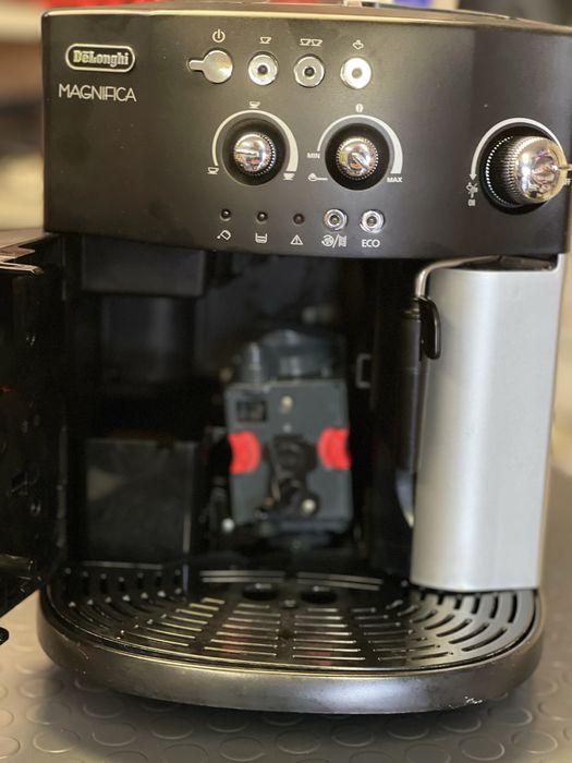DeLonghi Magnifica ESAM4000.B - Кафеавтомати | Кафемашини