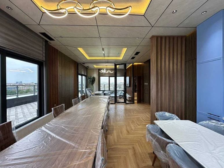 Сдается офис на Акай Сити, Новомосковская, 800 м²