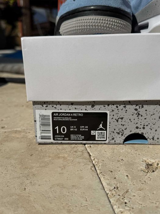 Jordan 4 UNC Мъжки Кецове 44 EUR + Кутия Нови