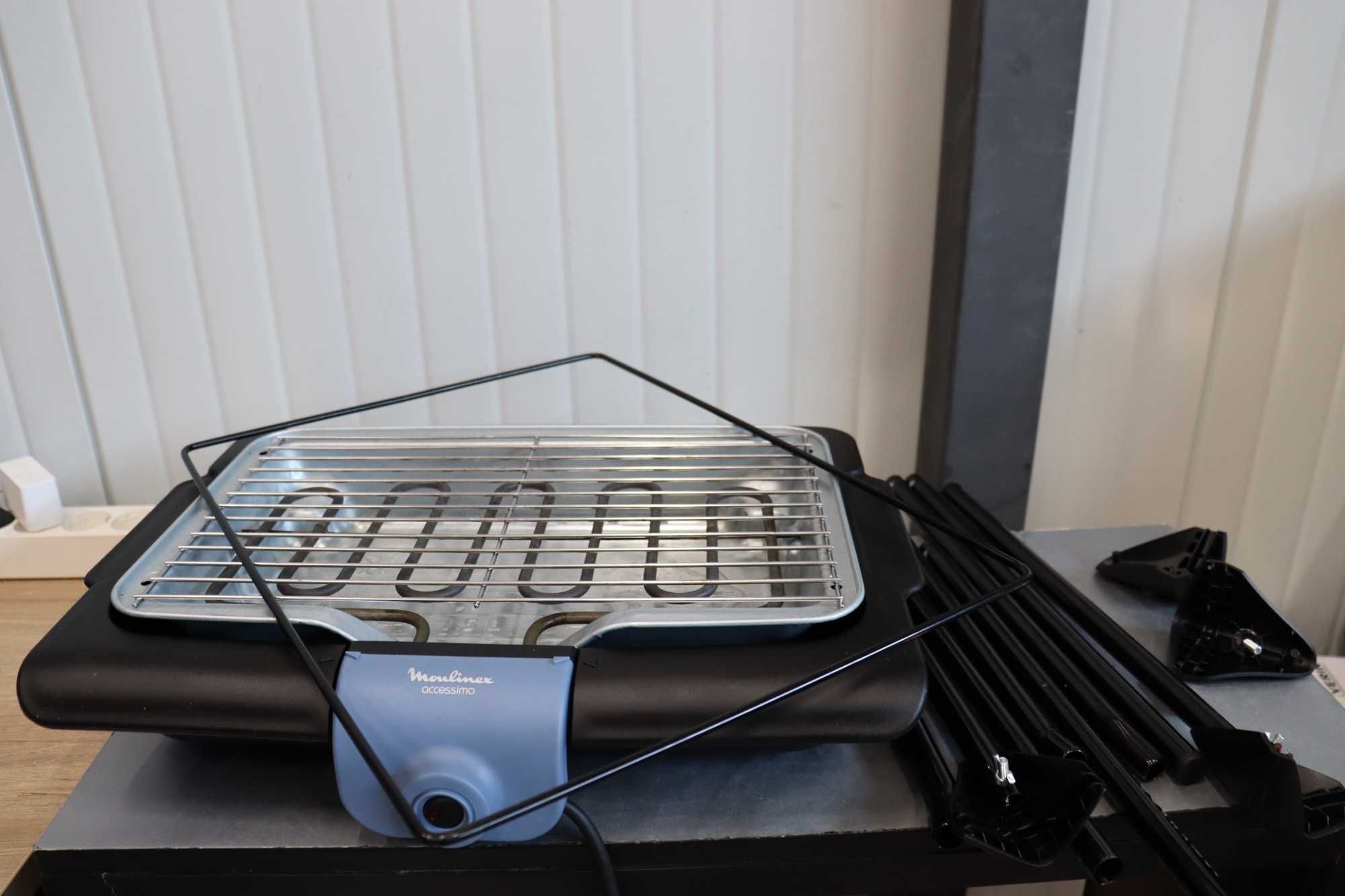 Moulinex Accessimo Електрическо настолно барбекю с крака, скара 2100W