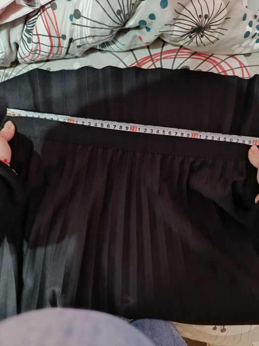 Fustă plisată neagră