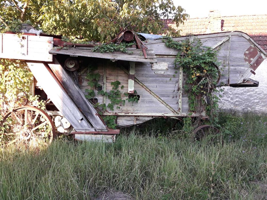 Batoza De Treierat Cereale Foarte Veche