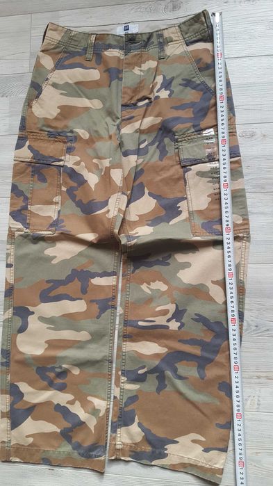 Kамуфлажен карго панталон