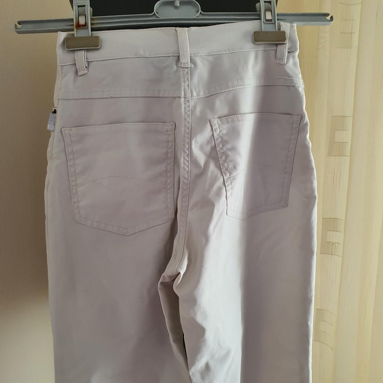 Pantaloni de fas cu talie inalta