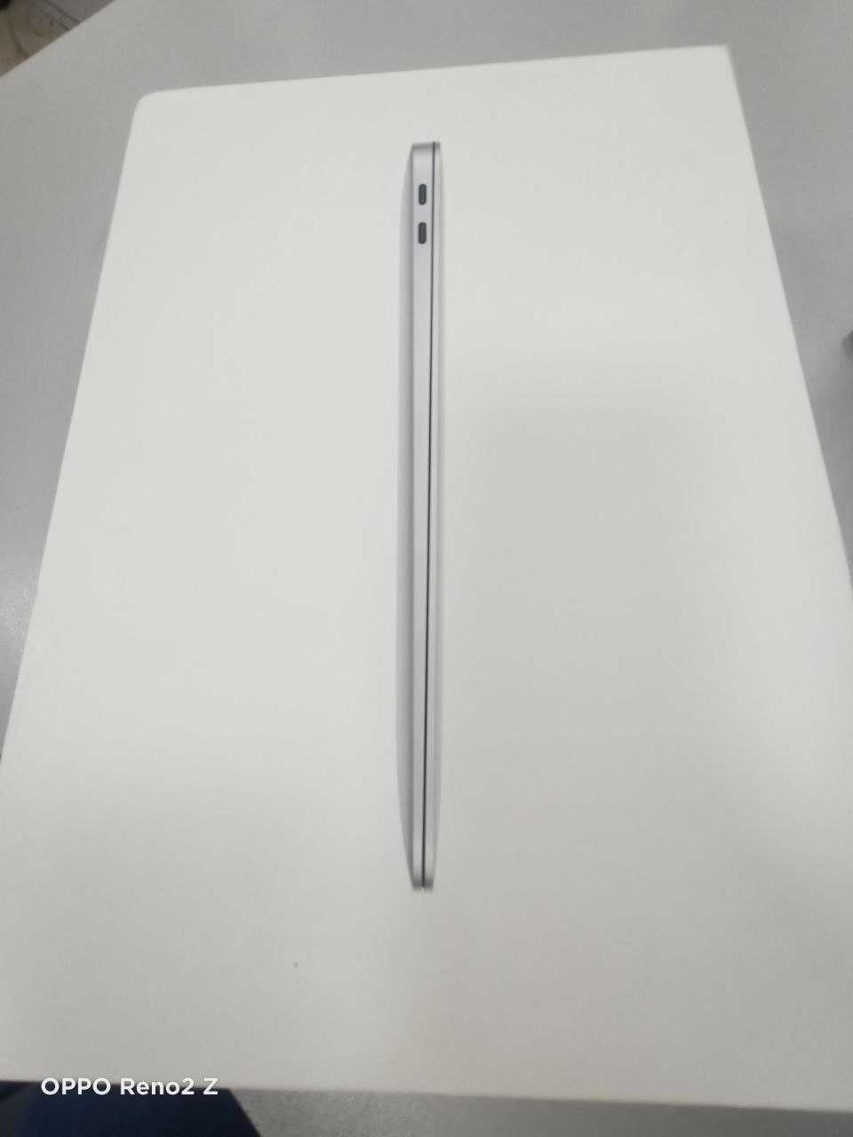 Apple MacBook Air 13 дюймов (г.Алматы) лот:332040