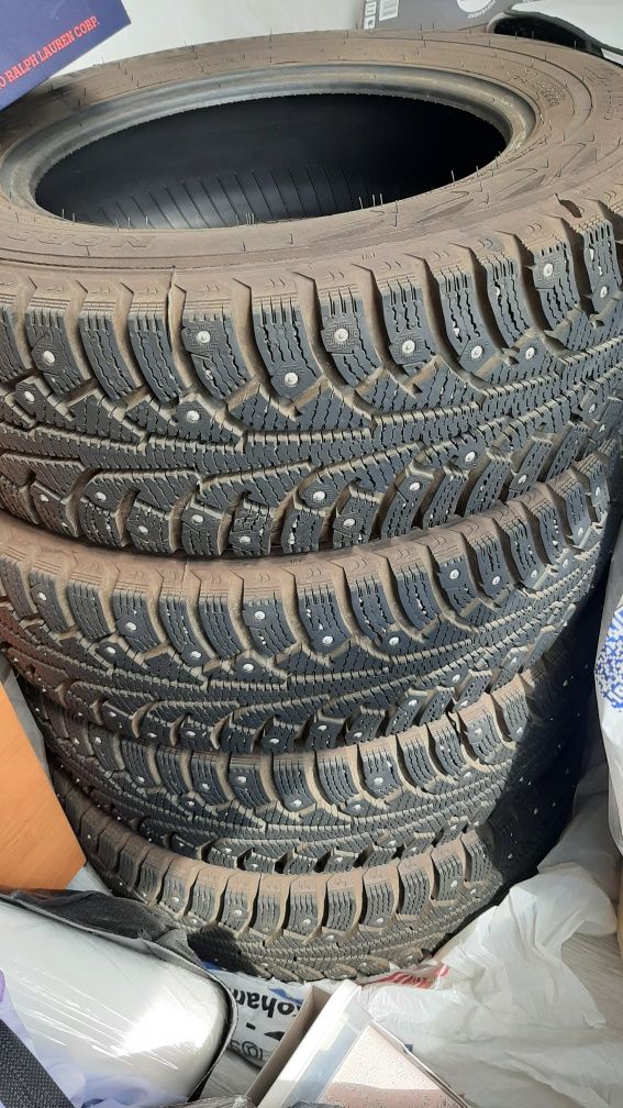 Зимние шины с шипами. Ikon tyres Nordman 5 - 185/70R14.