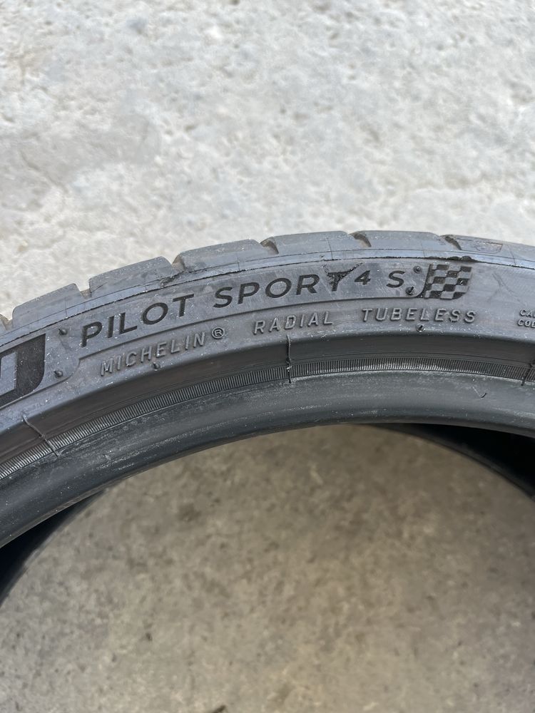 225/35/19 michelin pilot sport 4