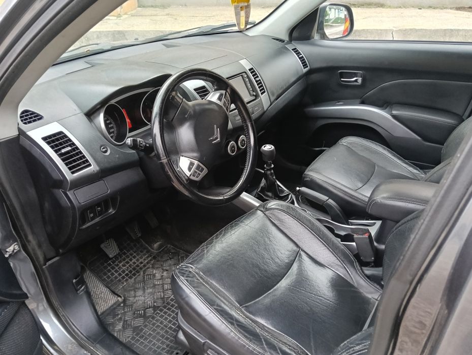 Vand Citroen C-Crosser / 4x4 / 7 Locuri