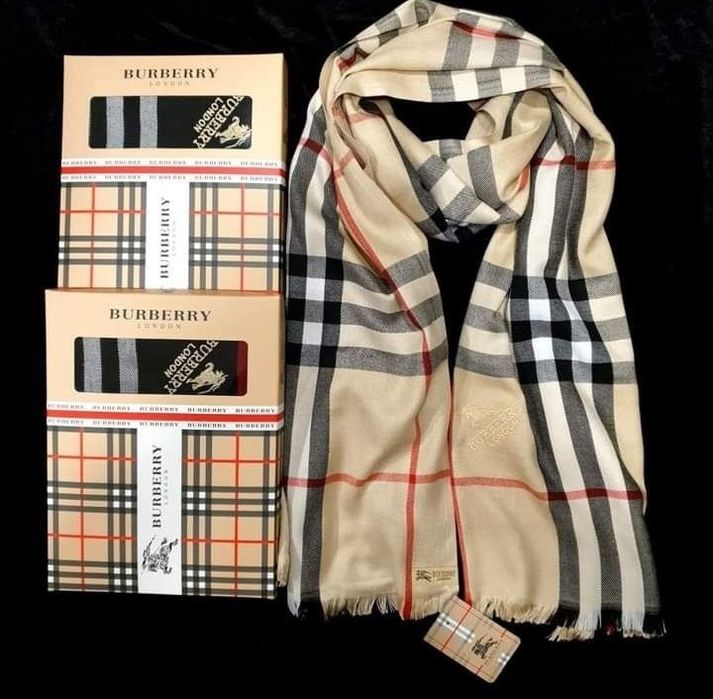 Esarfe/saluri unisex, logo brodat, diverse nuanțe