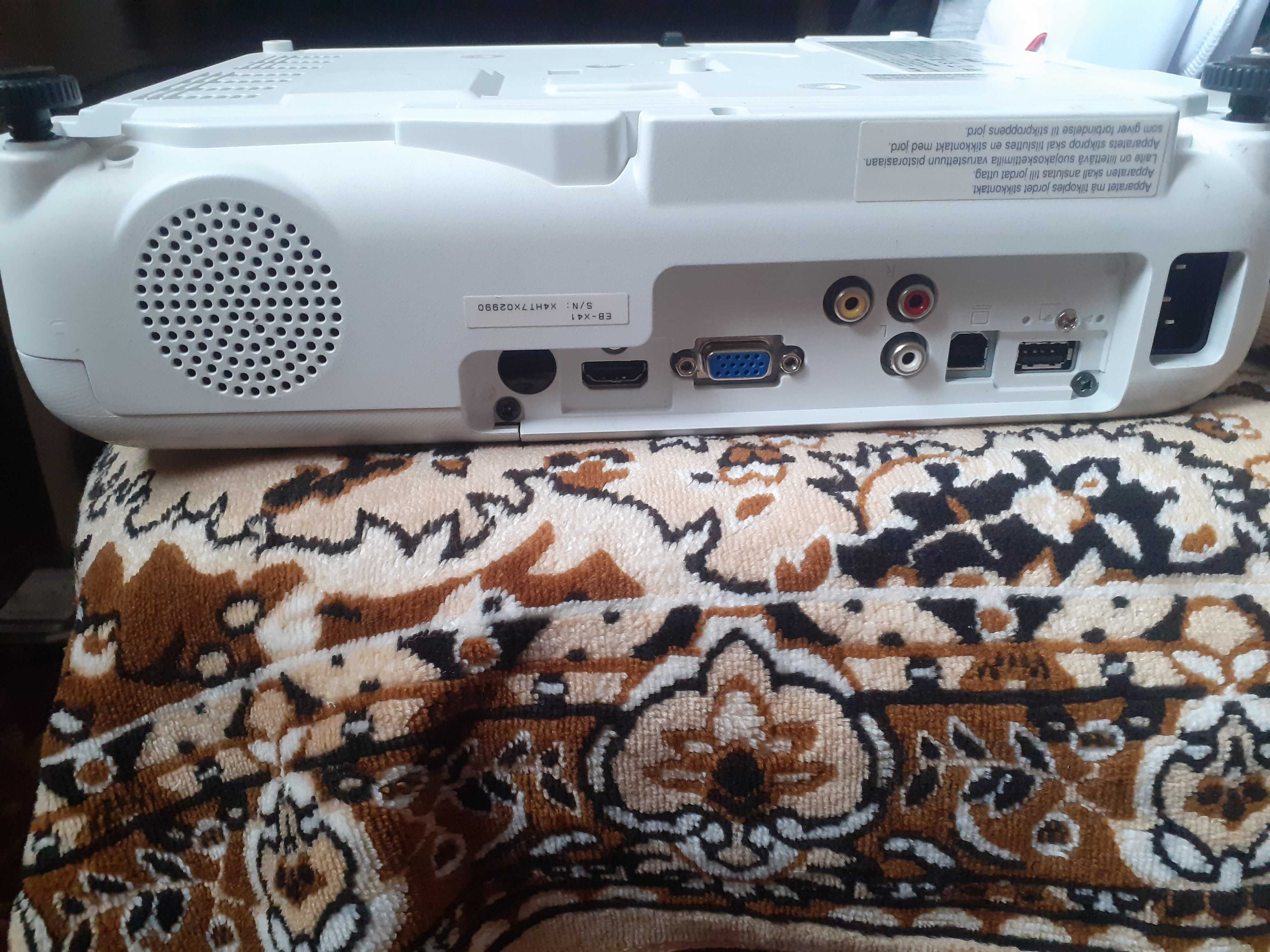 Проектор Epson LCD projector  Model: H843B