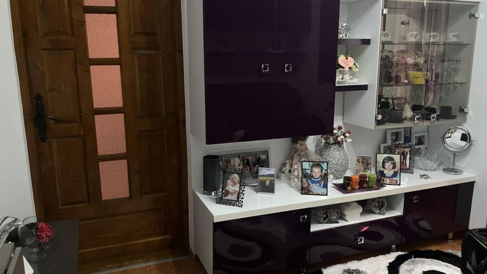 Vând apartament zona aeroport