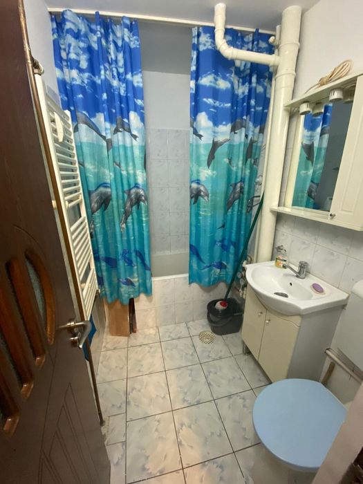 De închiriat preț negociabil