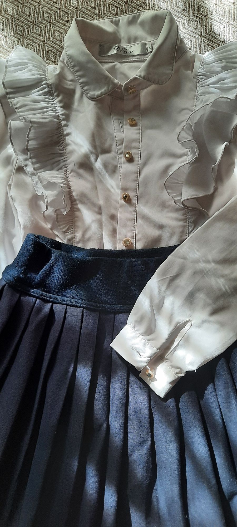 Нарядная блузка и юбка