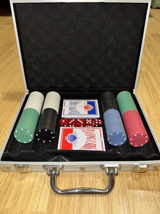 Set poker premium