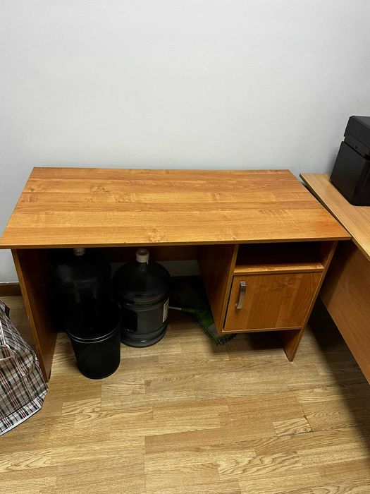 Продажа офисного стола