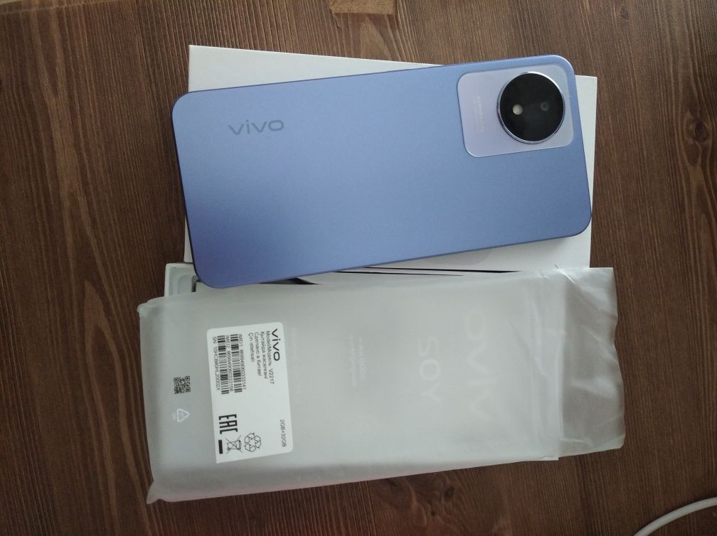 Телефон ViVO Y02