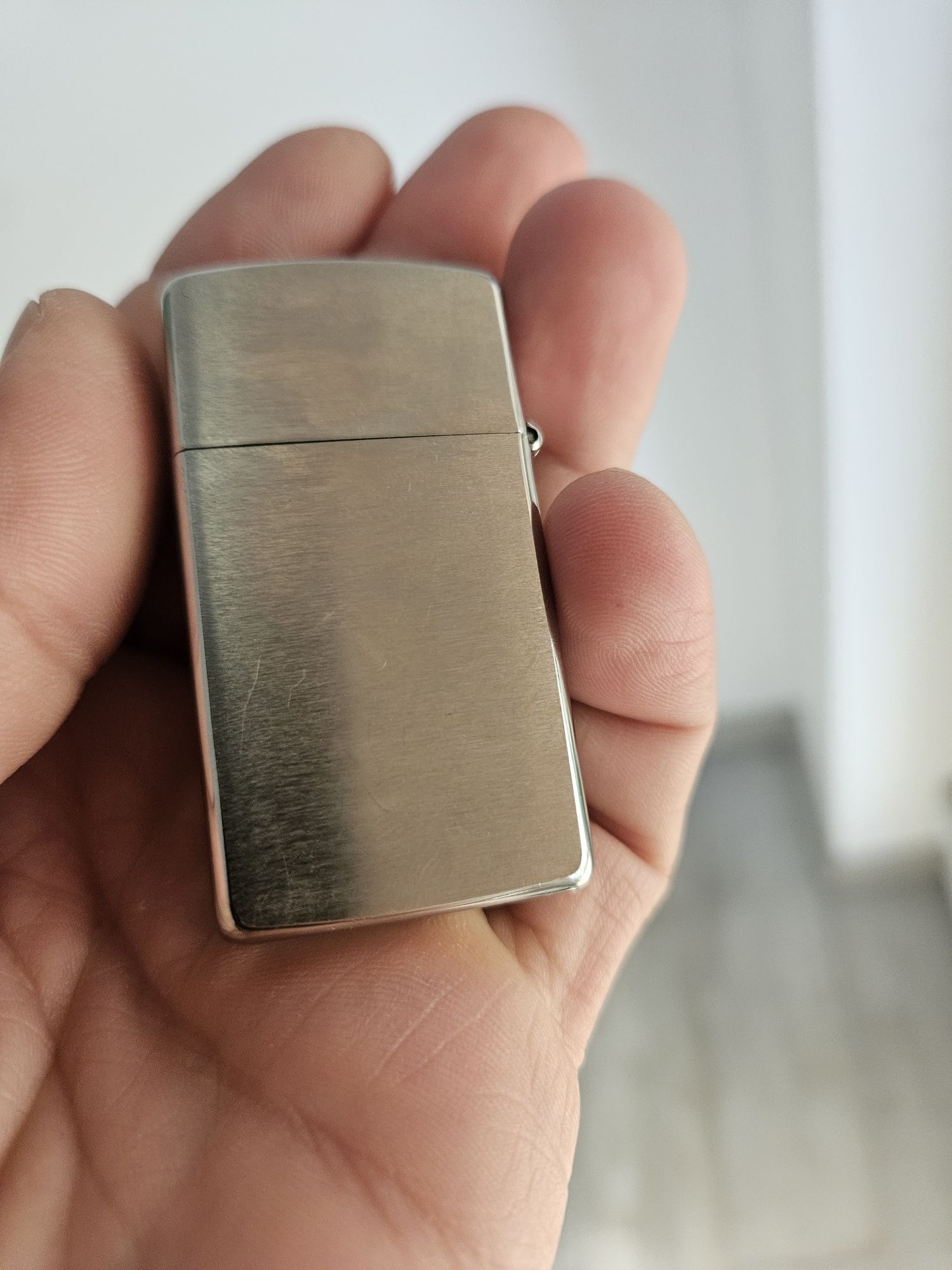 Bricheta zippo de colecție slim