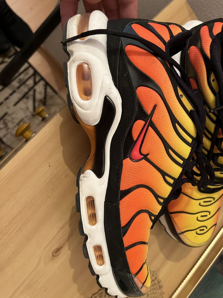 Обувки nike tn.