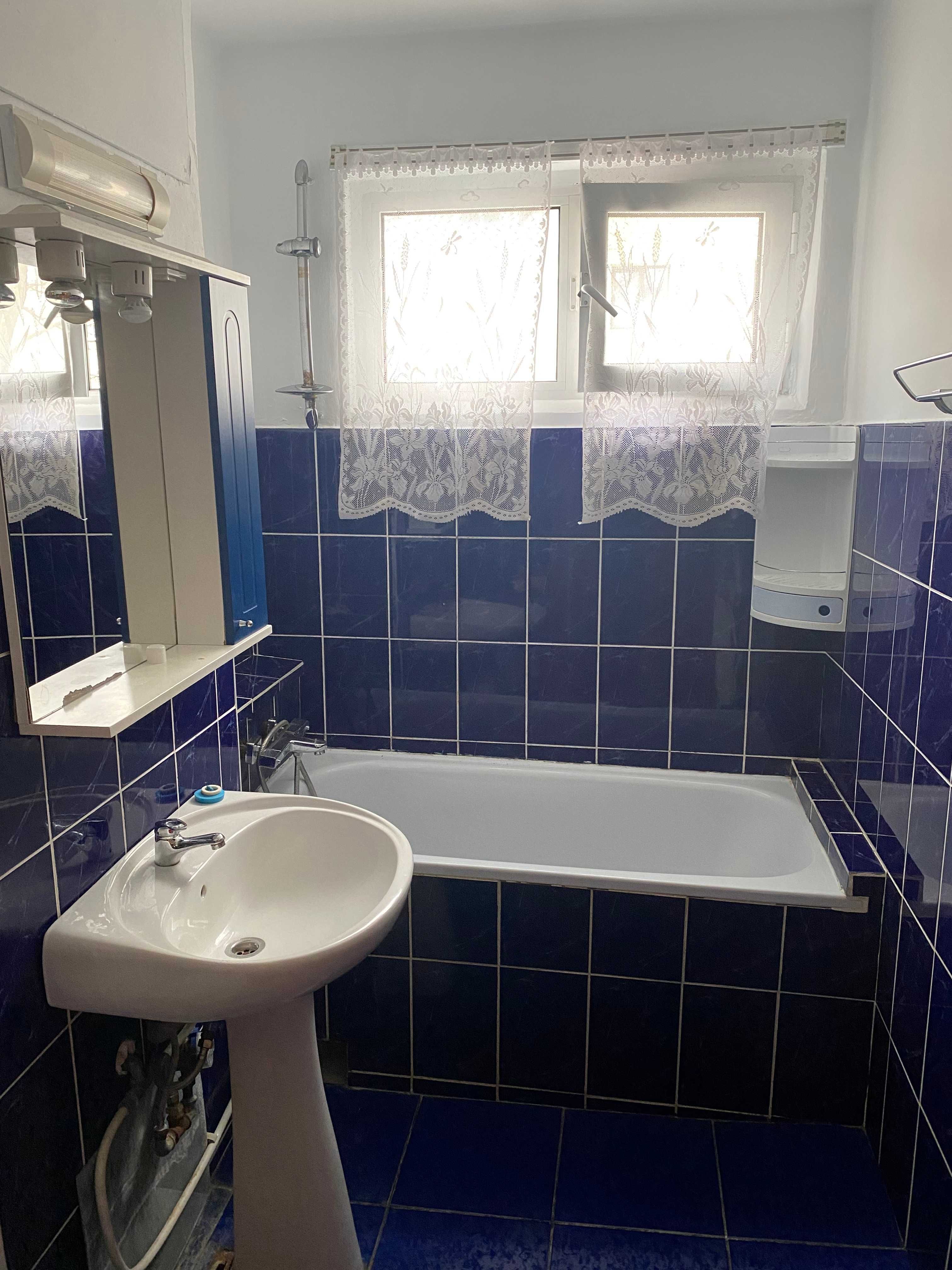 Vând apartament 2 camere