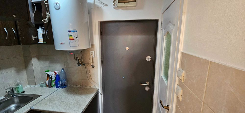 Garsonieră renovată Lazaret  – doar pentru persoane serioase