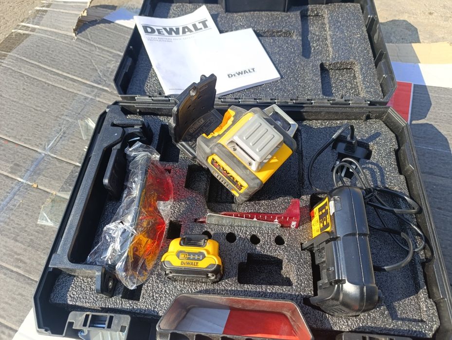 Лазерен нивелир Девалт / DeWALT