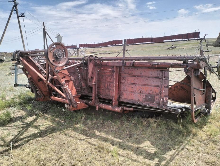 Жатка свалная жвп 6-12 отличном состоянии