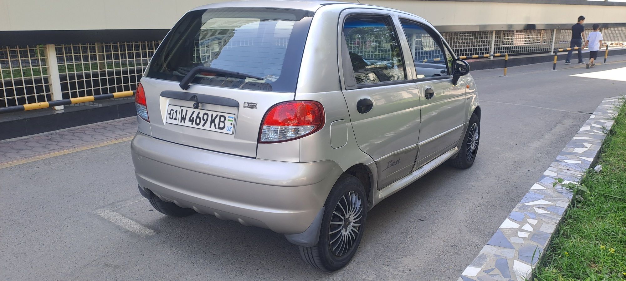 Matiz best 2011 yil 290000 yurgan gazi yo'q