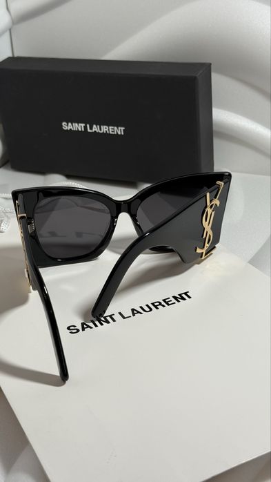 Дамски слънчеви очила YSL