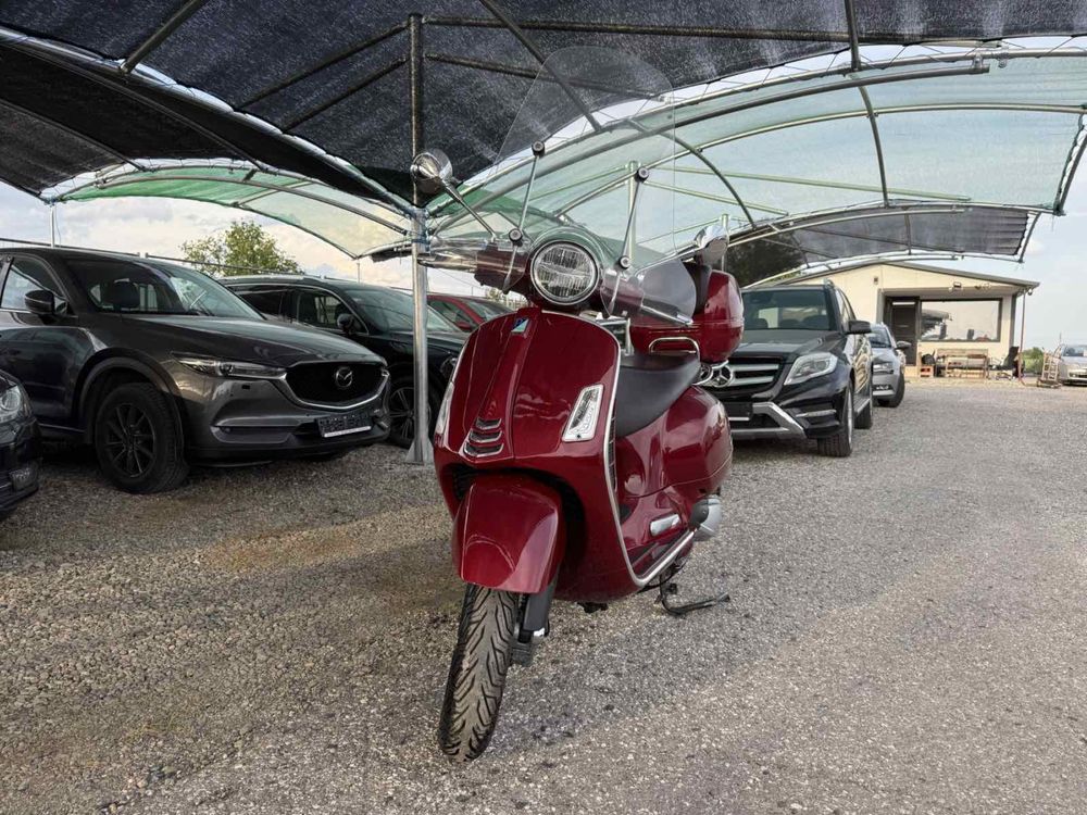 Vespa GTS 300 Super