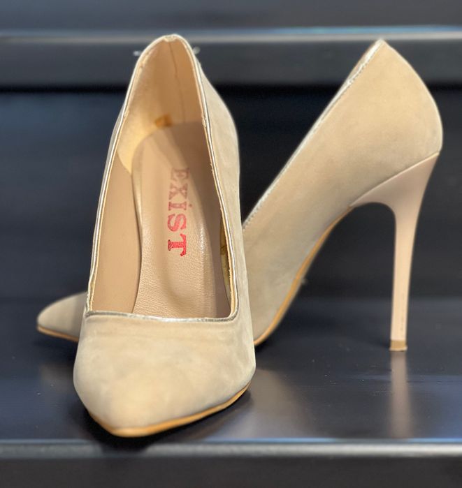 Pantofi Stiletto marimea 38