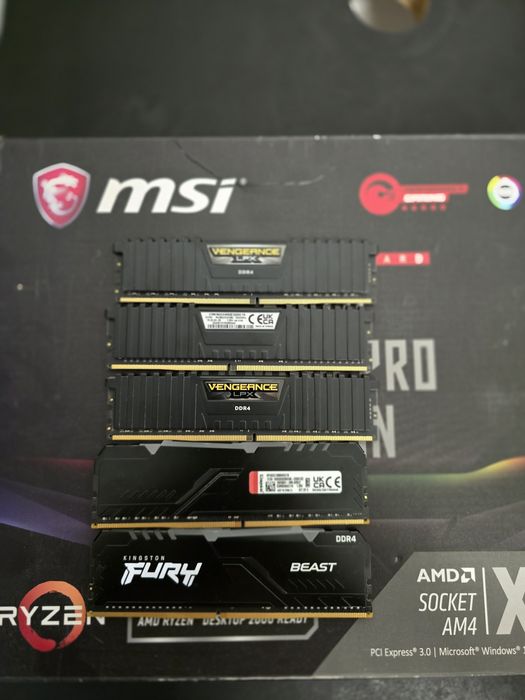 Module RAM 3x32GB 3200mhz 2x8GB 3200MHZ