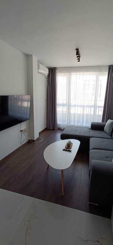 Дава се под наем Тристаен апартамент в Пловдив, Кършияка - 80 кв.м за 600 € - Снимка #1