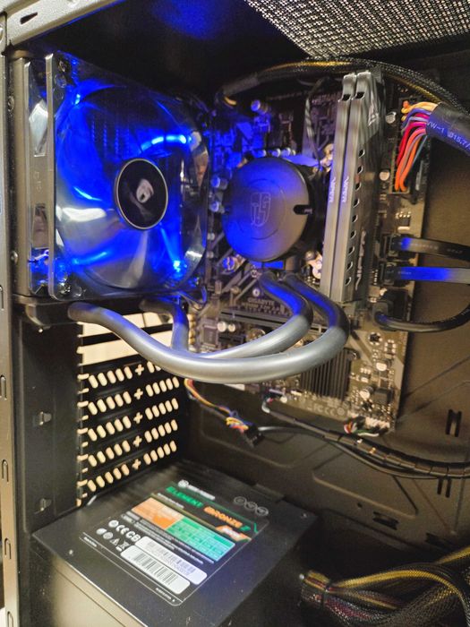 Oferta - PC i7 9700K + 16gb ram + carcasa + sursa