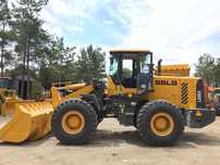 POGRUZCHIK SDLG 933 F (2.1 м3) фронтальный погрузчик