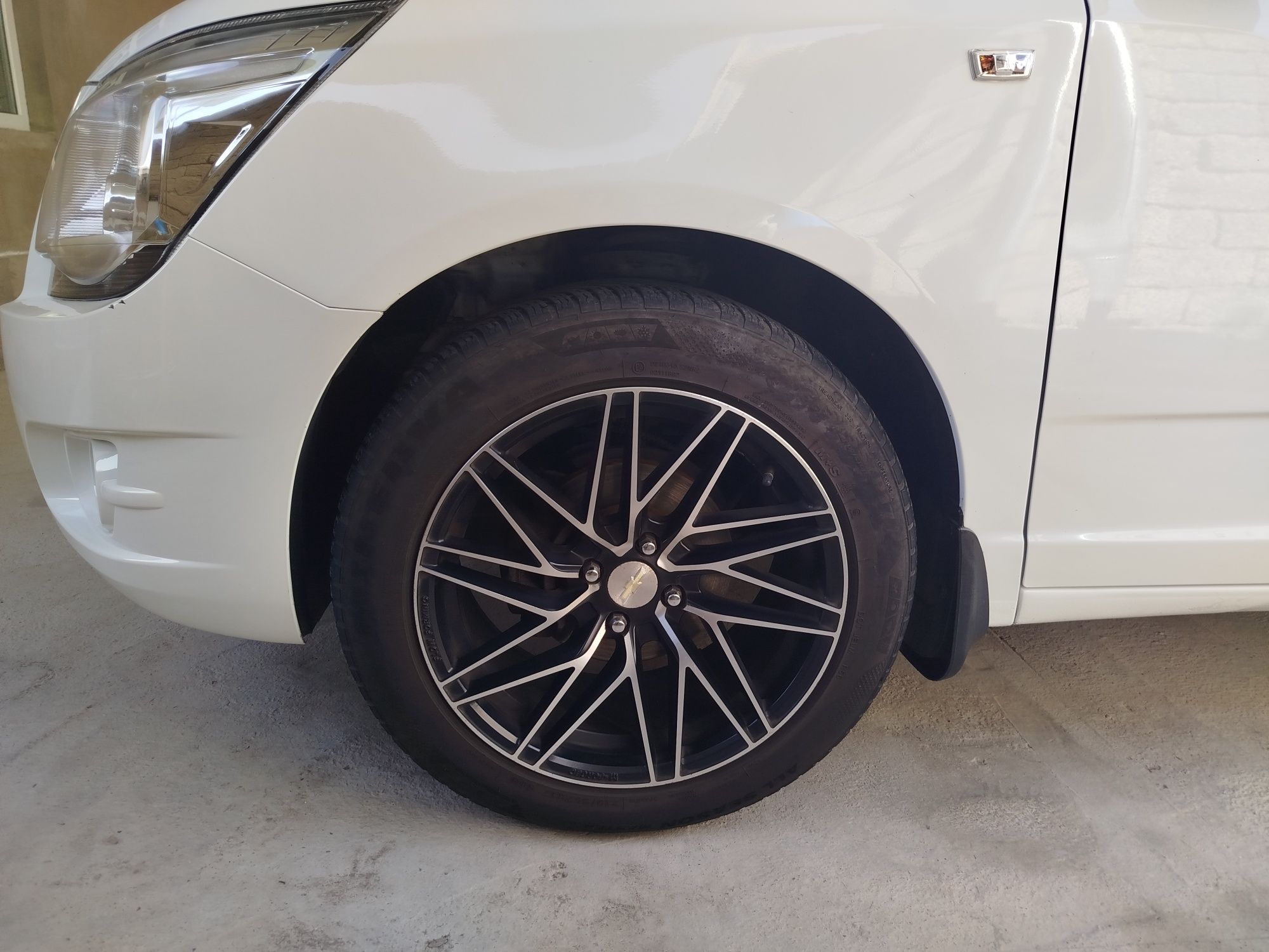 Avtomobil diska R17
