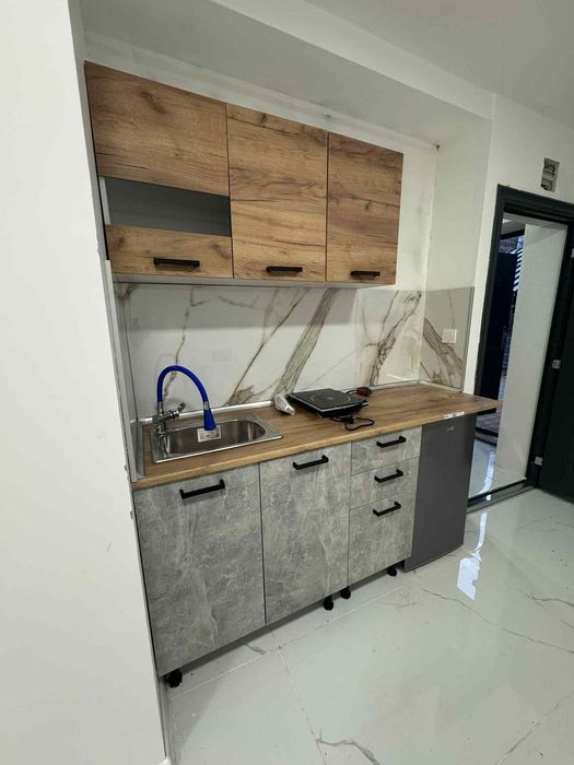 Дава се под наем Едностаен апартамент в София, Център - 20 кв.м за 432.99 € - Снимка #1