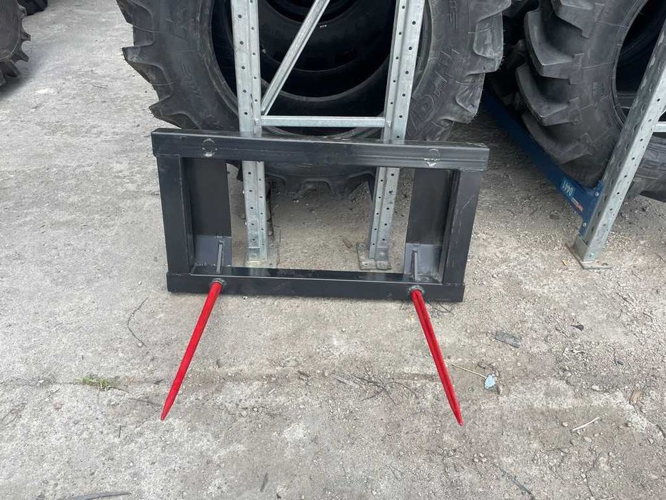 Furca universala pentru orice tip de tractor cu tepuse de 80cm