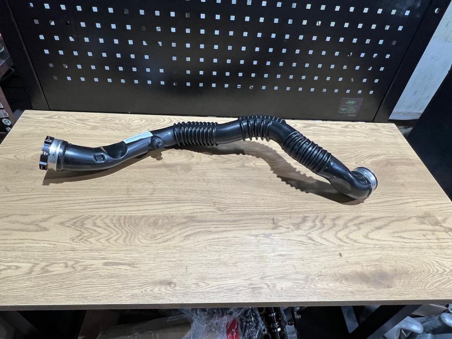 11613448467. Furtun admisie turbo bmw x3 e83