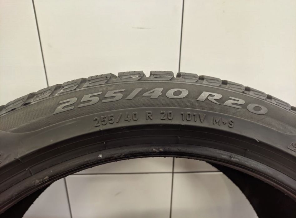 Зимни гуми Pirelli Sotozero 255/40/20 и 285/40/20 спорт пакет