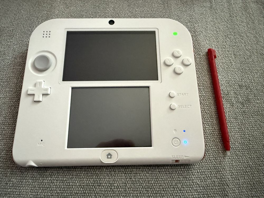 Nintendo 2ds - перфектна