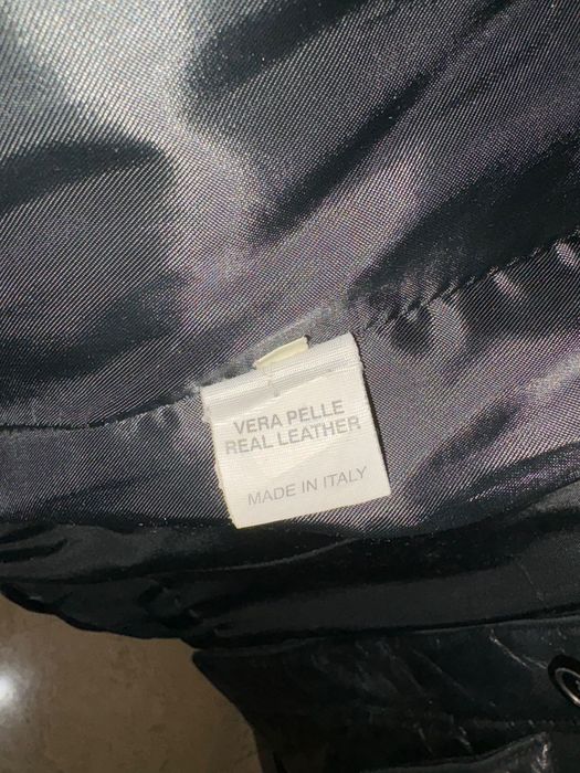 Haină din piele ușor matlasata cu blană matirala