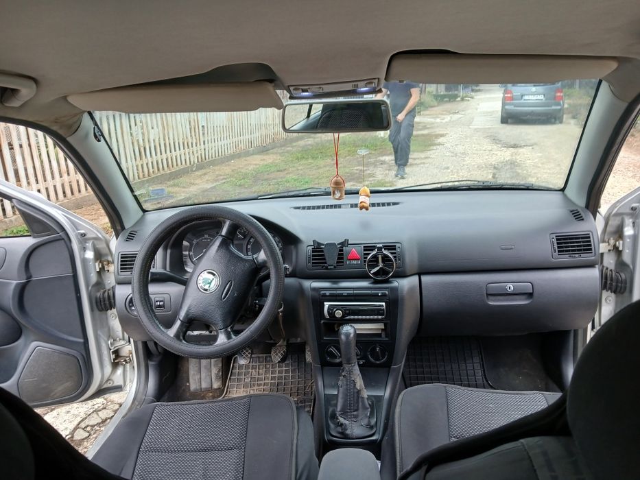 Skoda  Octavia 2003
