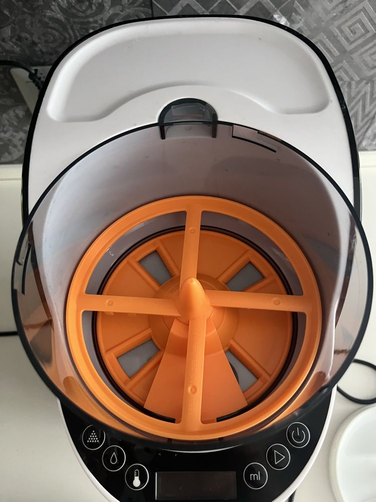 Машина за адаптирано мляко Baby brezza