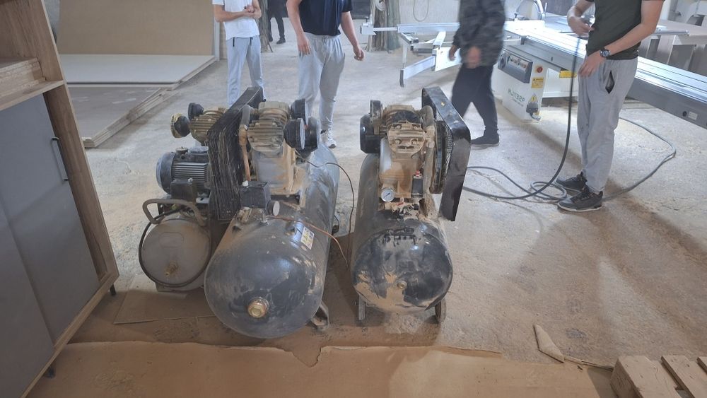 Хорошое состояние компрессора причина продажи приобрели более мощнее