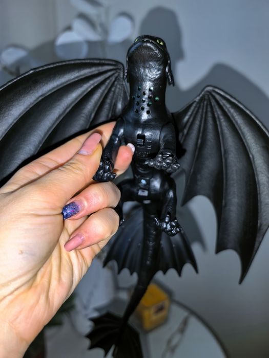 Jucărie dragon furia nopții nou