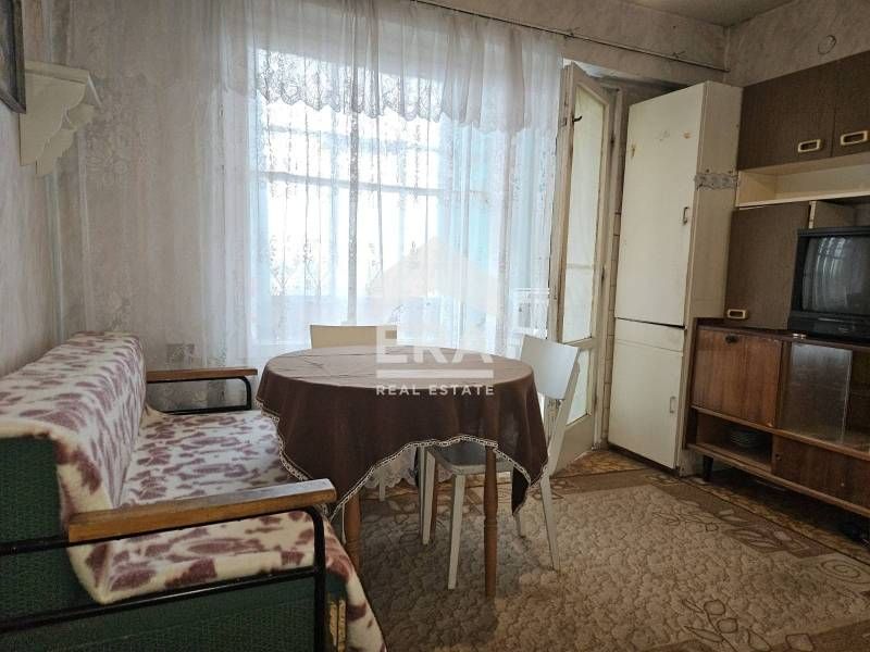 ЕКСКЛУЗИВНО! ЕРА ОСЪМ Ловеч предлага за продажба апартамент в град Лов