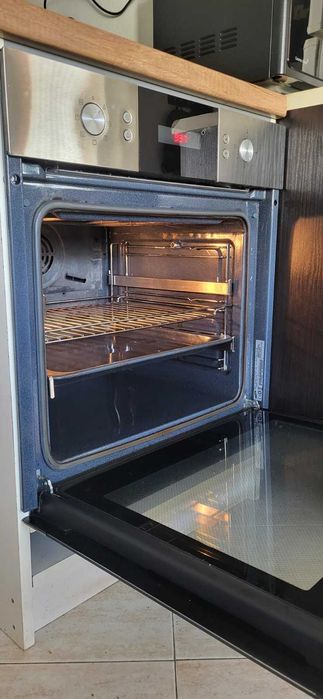 Фурна за вграждане Samsung BF1C4T043