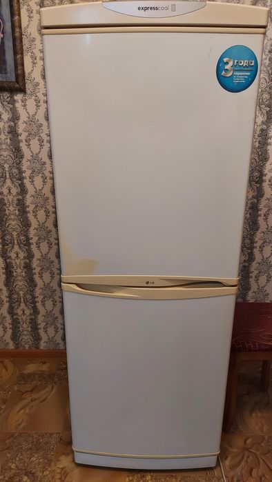 Продам холодильник LG
