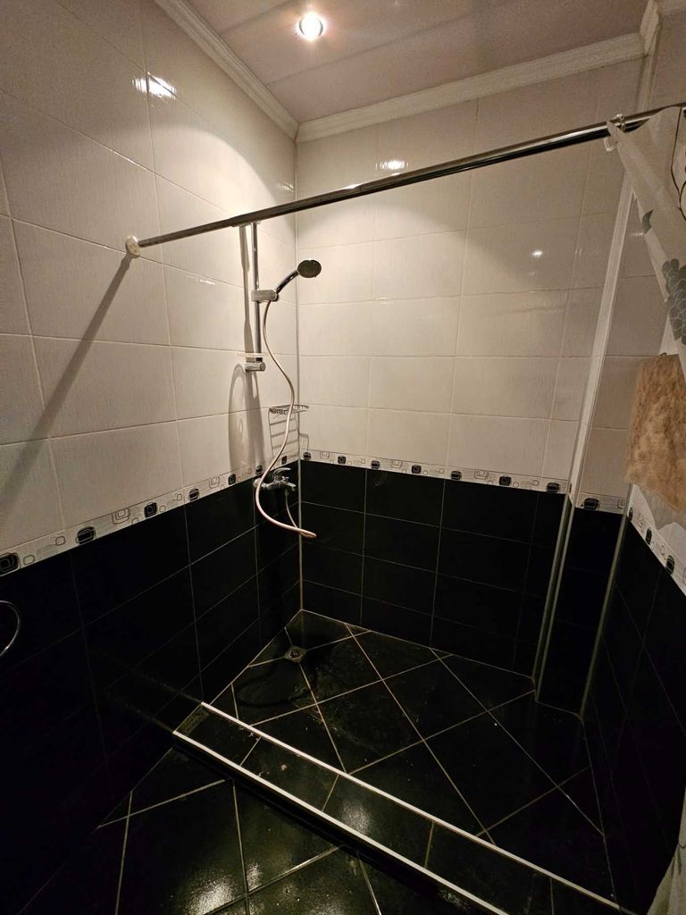 Продава се Тристаен апартамент в Велинград - 107 кв.м за 1320 €/кв.м - Снимка #8