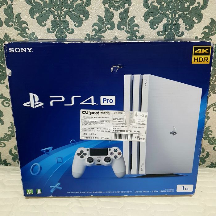 Новый PS4 PRO на 1ТВ.

Версия ПО 12.52.

Привезли из Кореи 3 месяца на